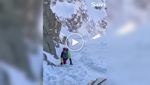 Альпинист кубарем скатился с горы