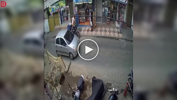 Неосторожный шаг на стройке: мать с ребенком едва не попали под грузовик