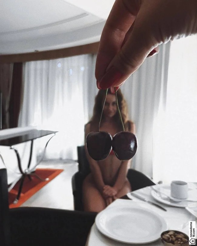 Вульгарні фото приколи з дівчатами