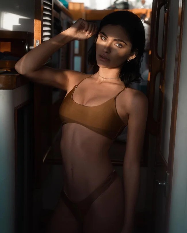 Девушка дня - Natasha Eklove