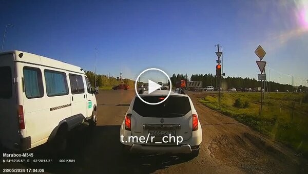 In Russia, traffic lights are purely advisory in nature.