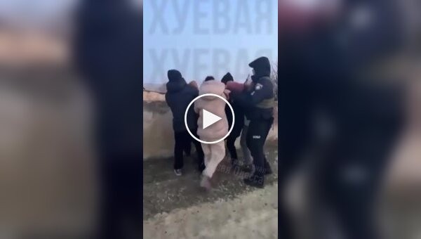 В Большом Буялыке волонтер подралась с полицией за козу