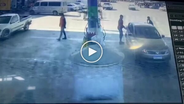 Бразилец напал на бывшую девушку на заправке