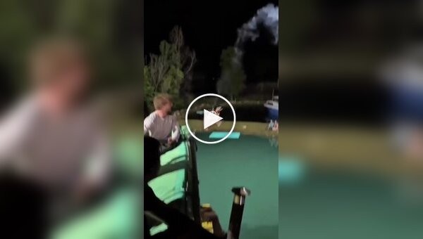 Каждый отмечает пятницу по-своему