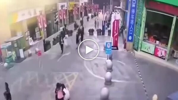 In Thailand, as a result of an earthquake, water from the roof of a building washed away people