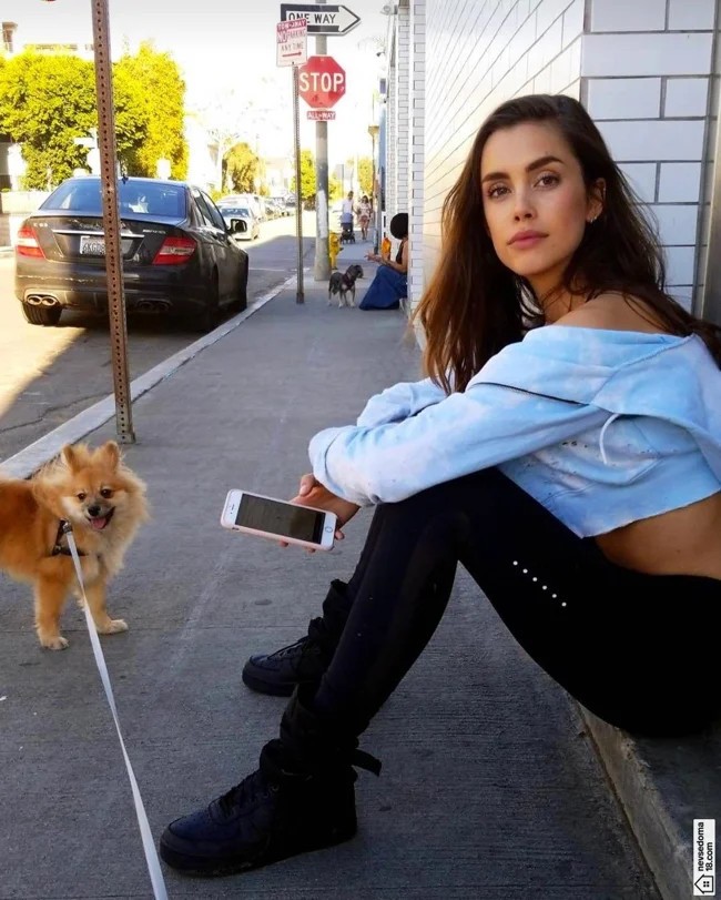 Джессика Бух - Девушка Дня