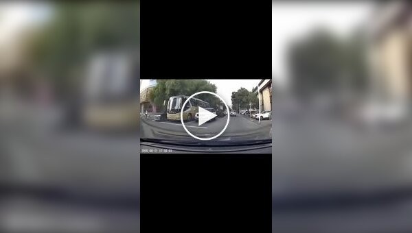 Жесть из Китая. Посмотрел без должного уважения