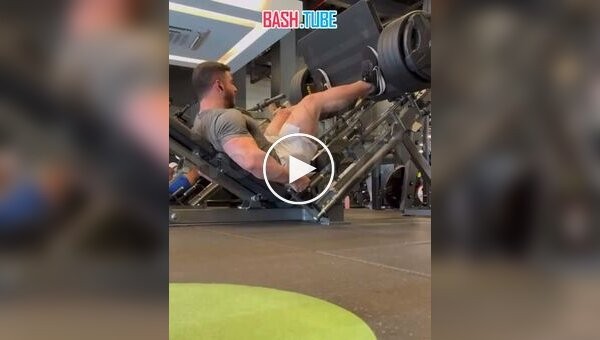 В Бразилии бодибилдер получил тяжелую травму на тренировке