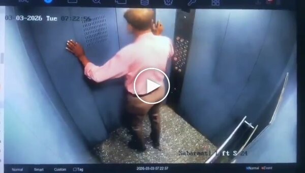 Мужчину едва не зажало лифтом