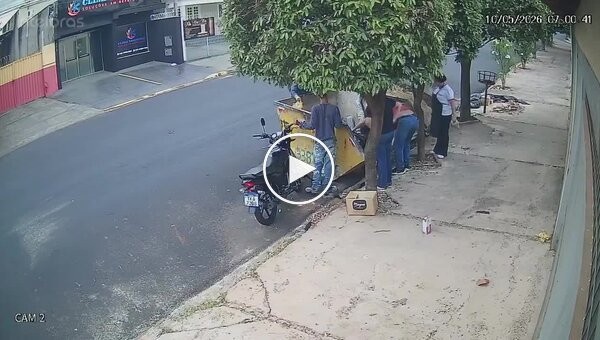 Самостоятельно убрался