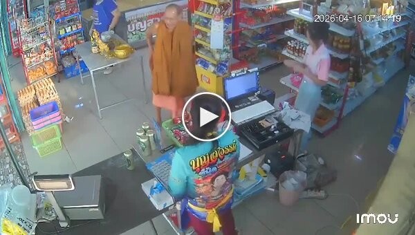 В Таїланді ченця вигнали з буддистського храму за пристрасть до алкоголю