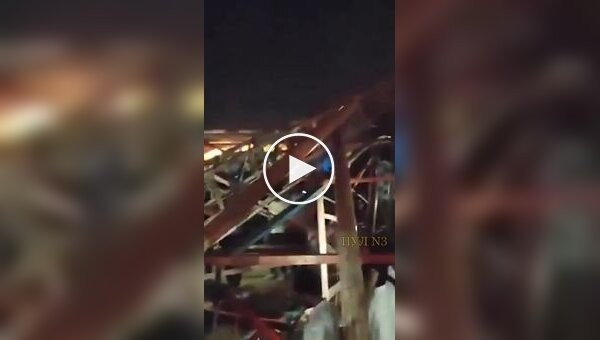 A Ferris wheel collapsed in India