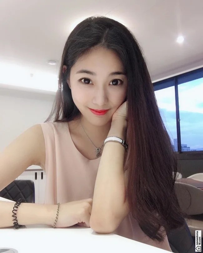 Ченг Я-Уэн - самая красивая учительница Тайваня