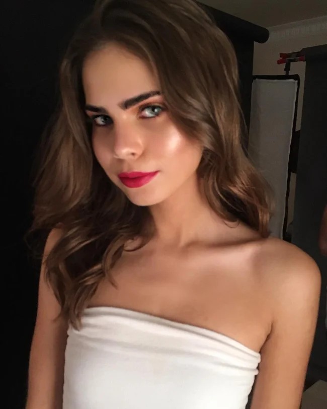 Девушка дня - Melissa Melzgold