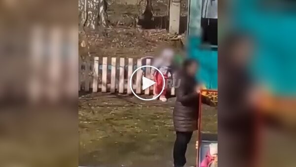 A kindergarten teacher from Russia hung a girl from a fence