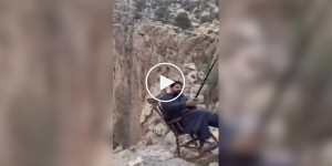 An idiot tried to take a photo near a precipice and failed