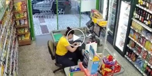 A migrant in Spain almost strangled a store worker