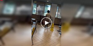 Бійка в «Макдональдсі» закінчилася за один рух