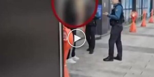 A drunk man with a cleaver attacked police in Korea